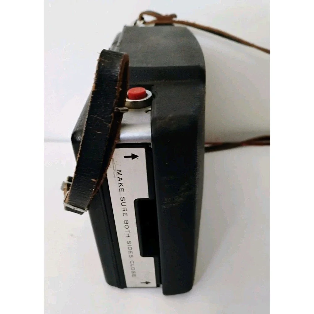 Vintage Polaroid Automatic 320 Land Camera Folding Bellows As Is Loose Wire